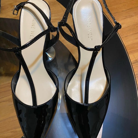 Nine West Glossy Black Strappy Heels - Picture 2 of 6
